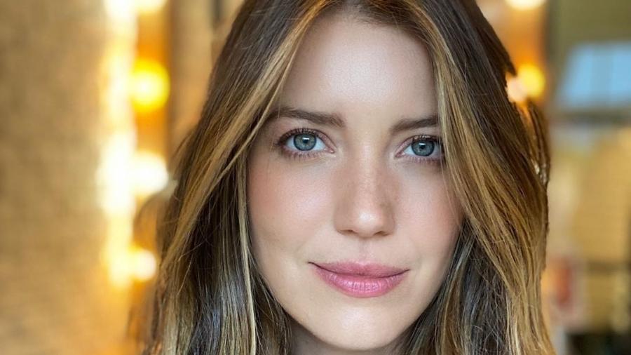 Nathalia Dill